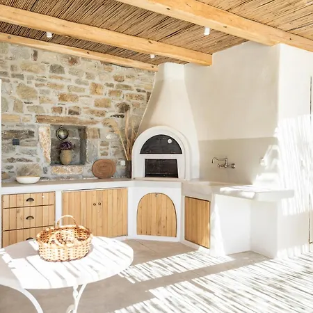 Thea Naxos 4*