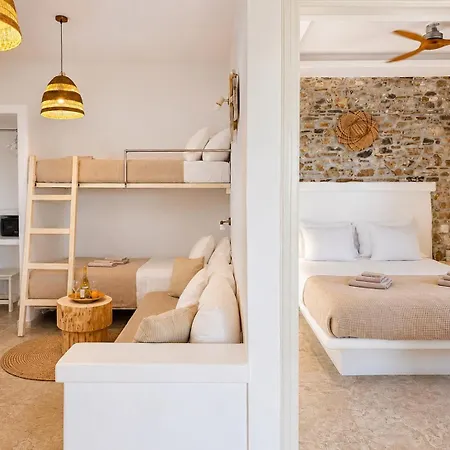 Thea Naxos Apart Otel 4*