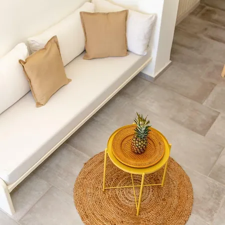 Thea Naxos Apart-hotel 4*