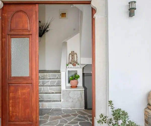 Aparthotel Thea Naxos 4*