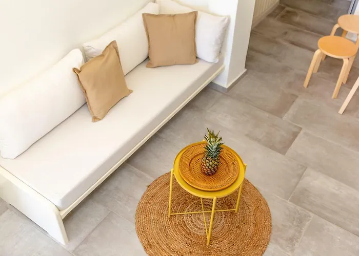 Thea Naxos Aparthotel 4*